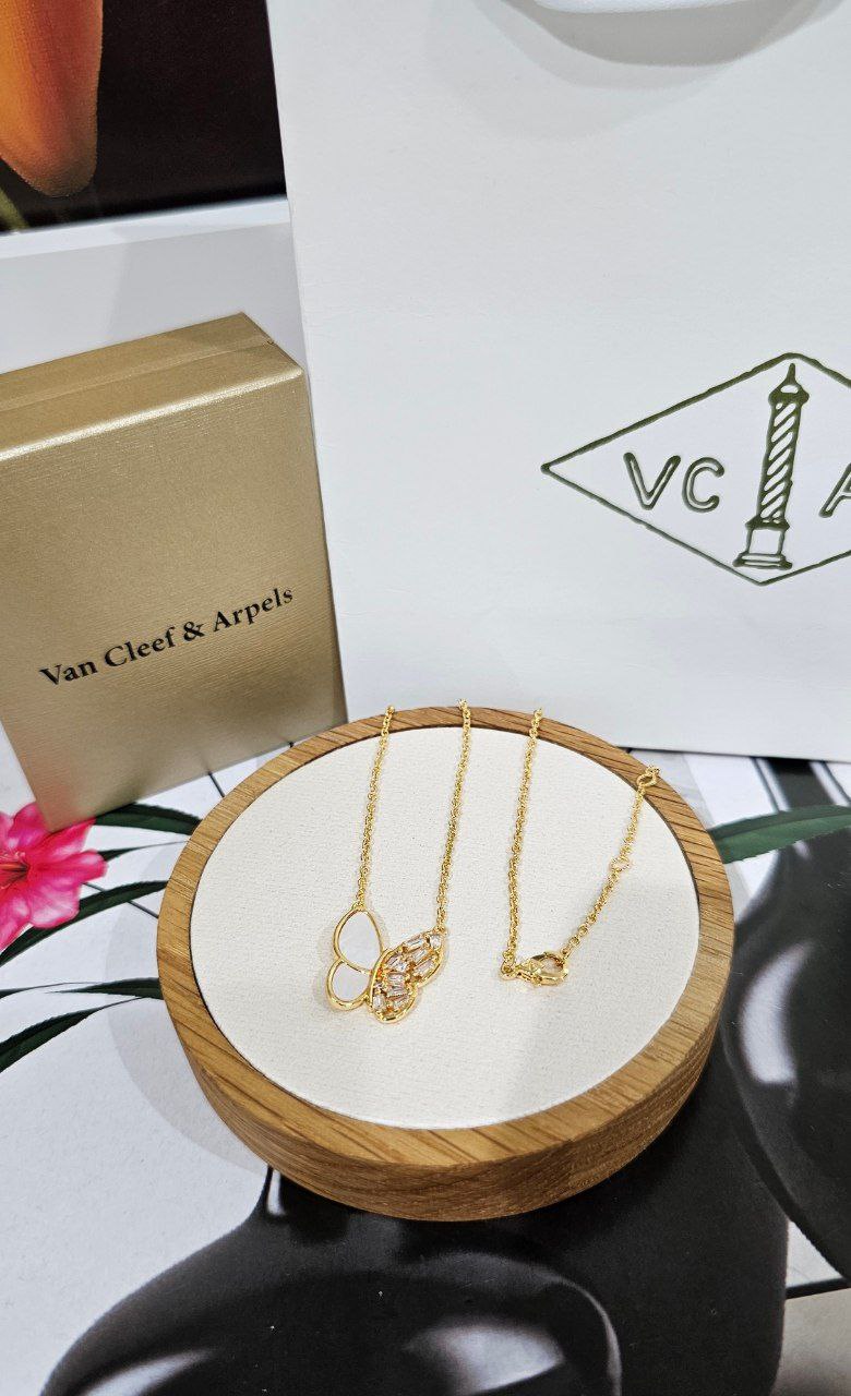 Collier Van Cleef