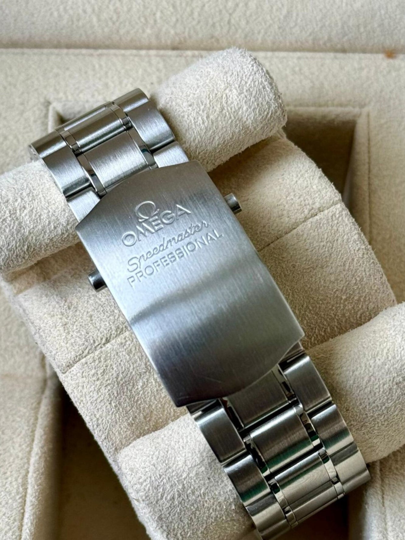 Omega Speedmaster Tokyo