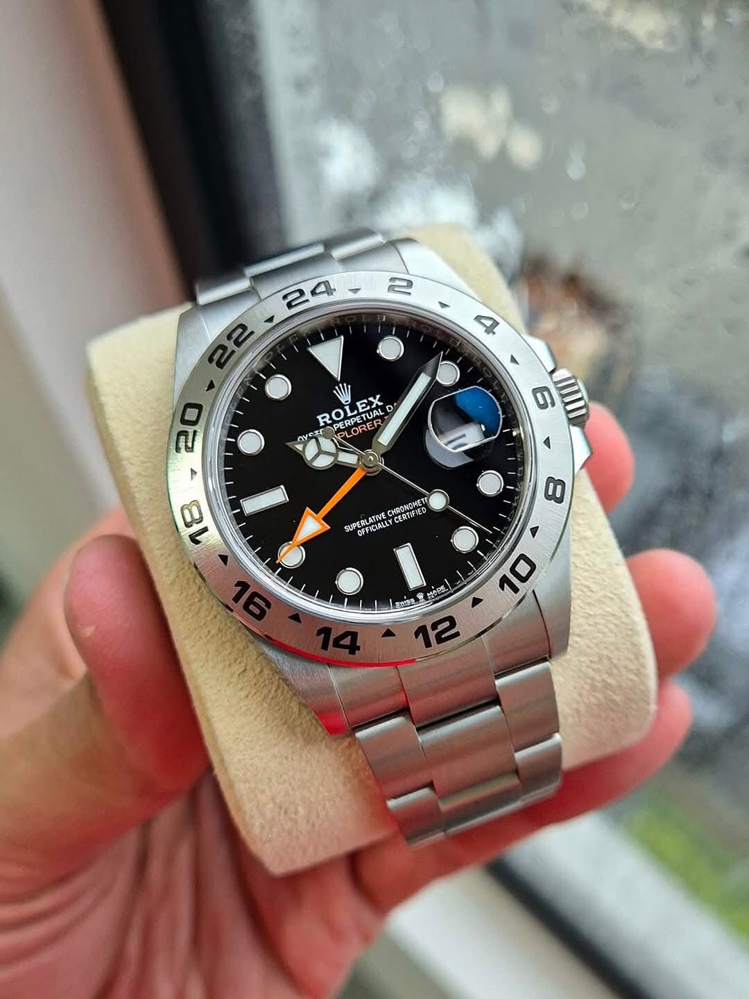 Explorer II 40mm (16570)