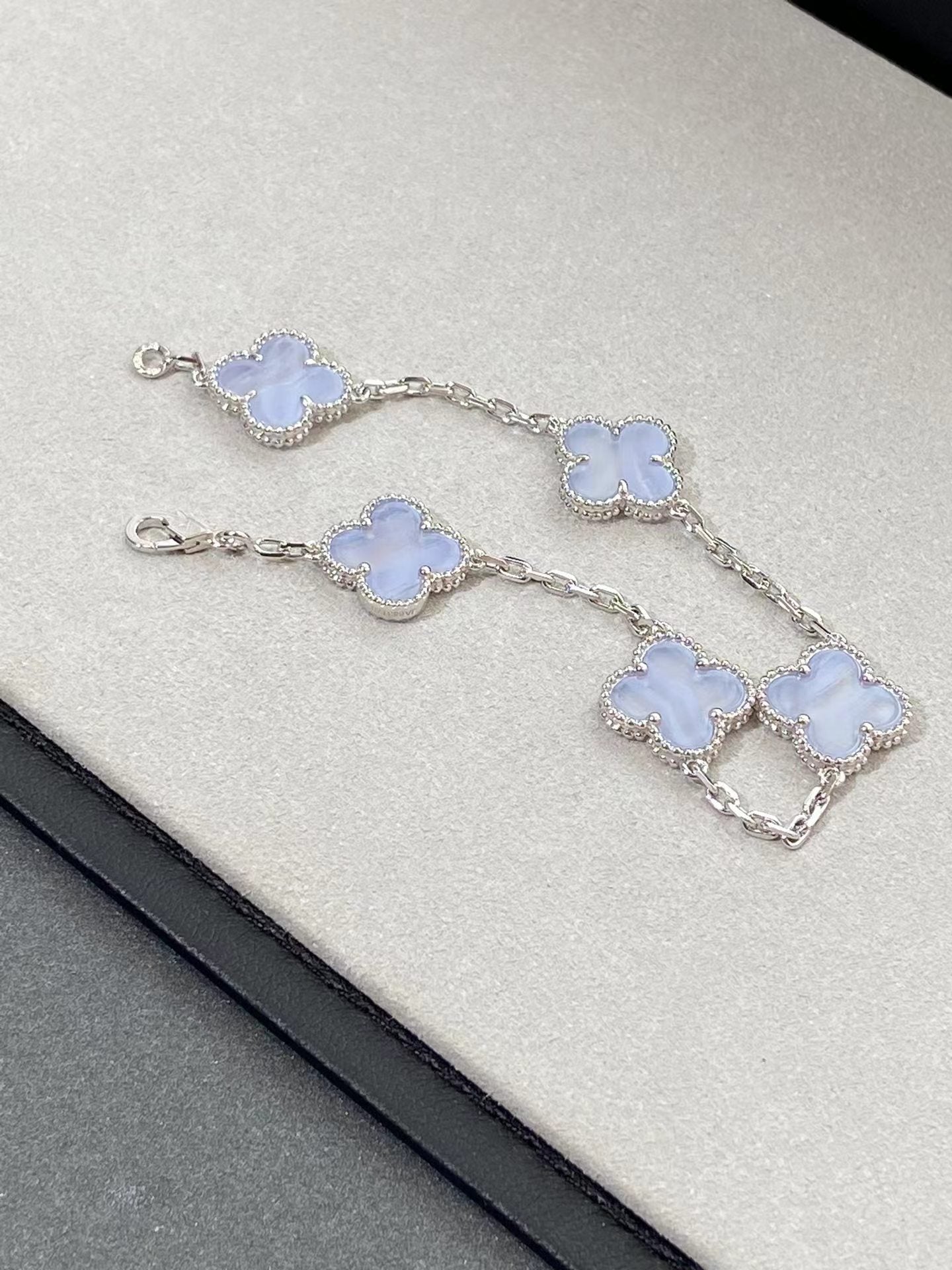 Gourmet Van Cleef & Arpels