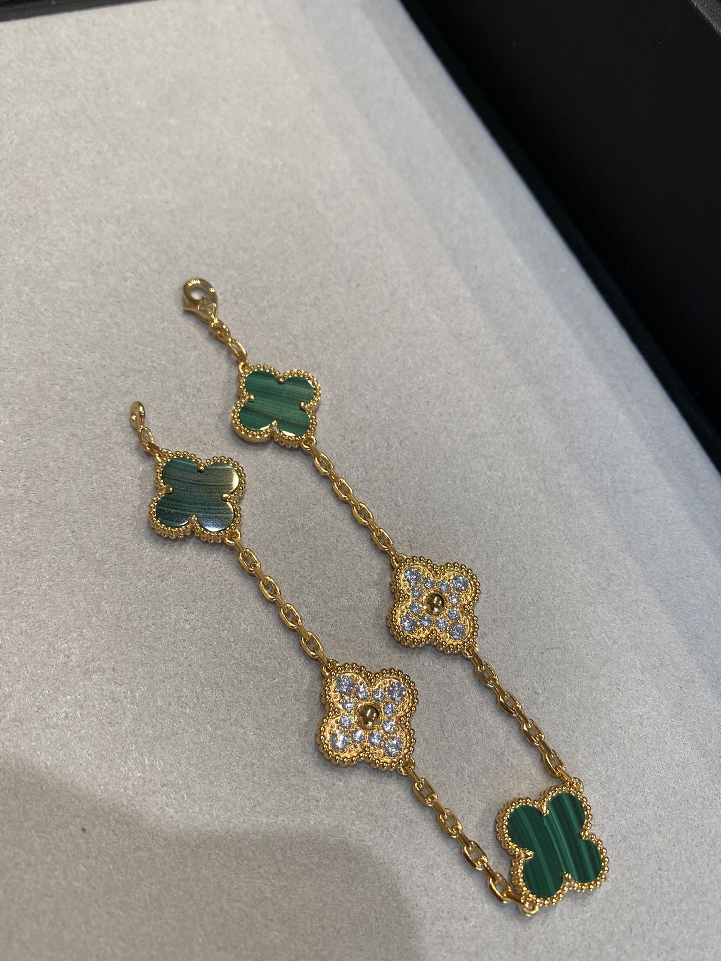 Gourmet Van Cleef & Arpels