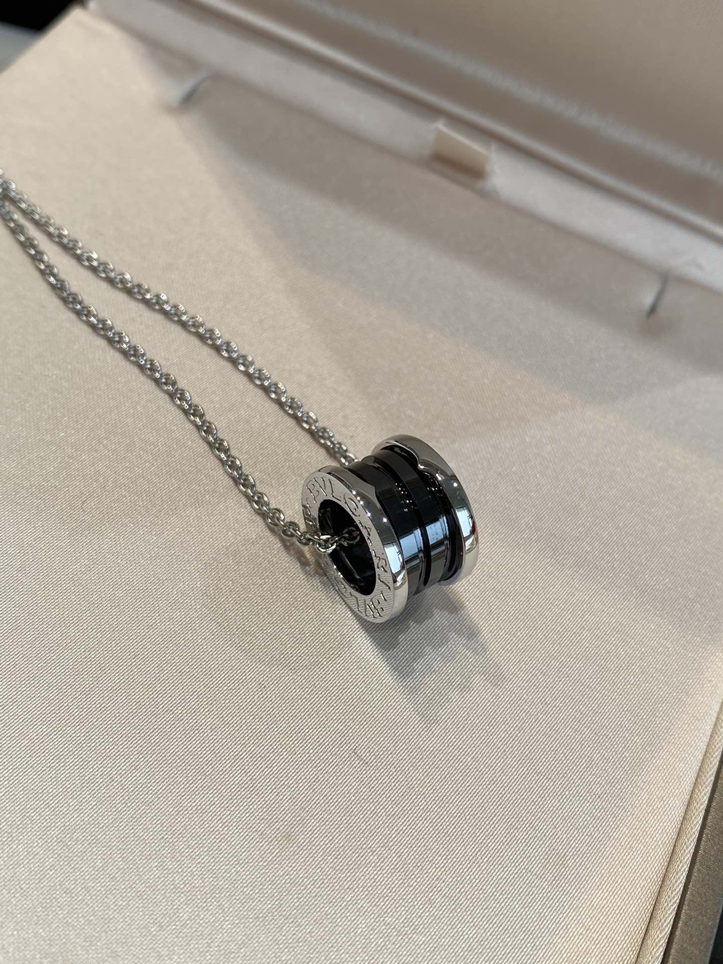 Collier BVLGARI B.Zero
