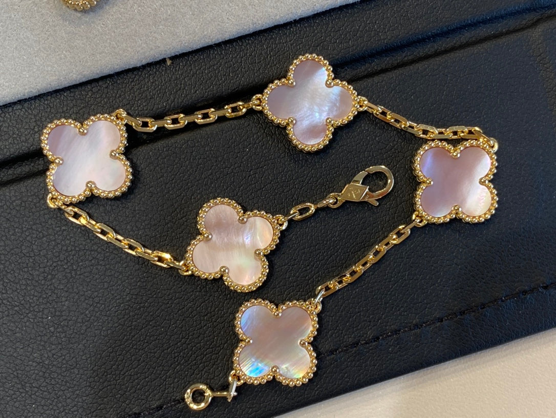 Gourmet Van Cleef & Arpels
