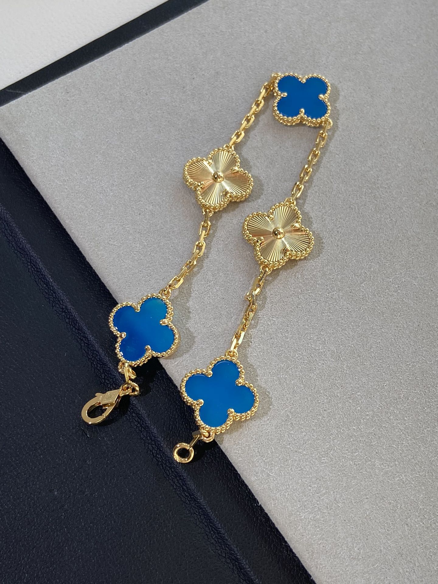 Gourmet Van Cleef & Arpels