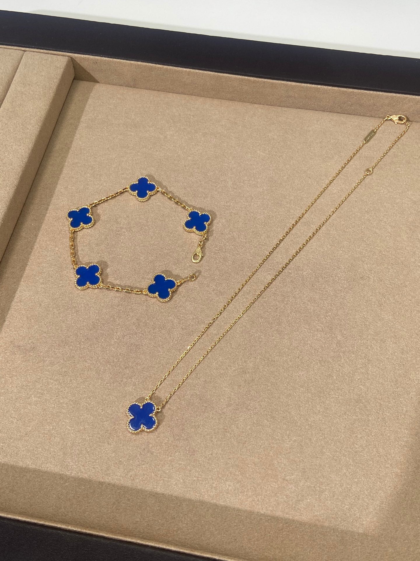 Ensemble VCA Collier + Gourmette