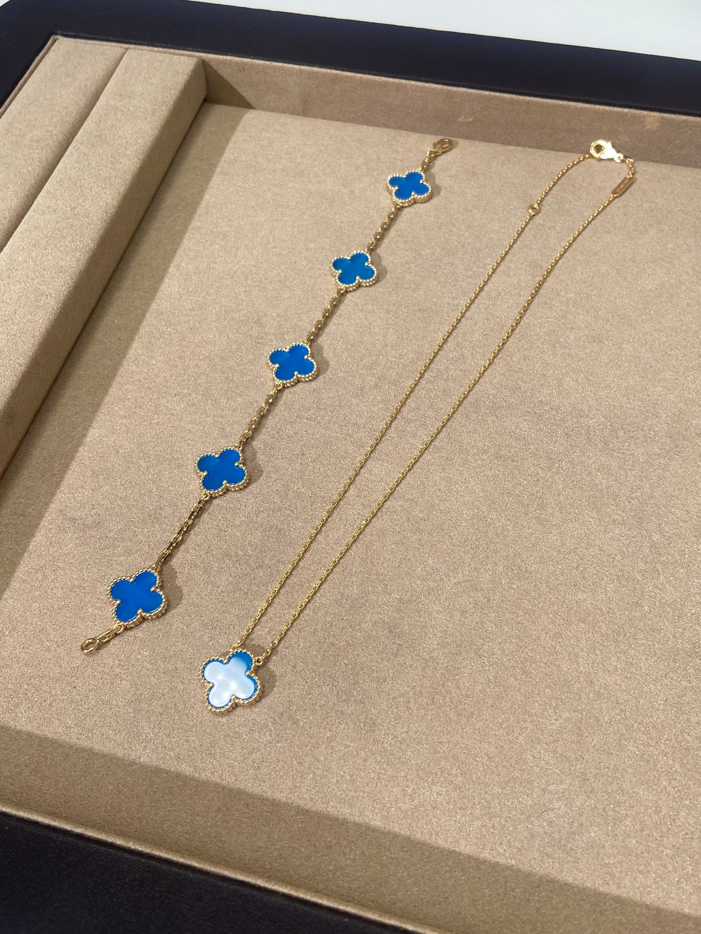 Ensemble VCA Collier + Gourmette
