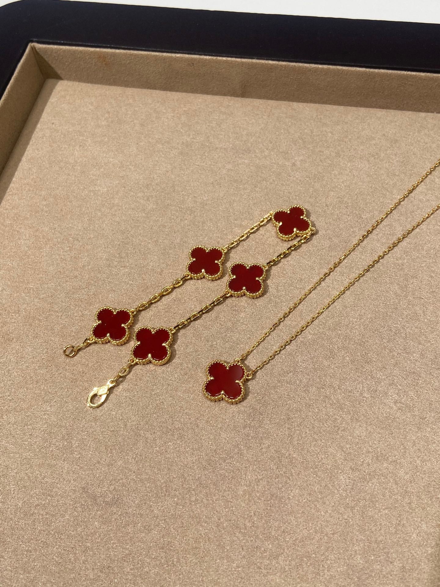 Ensemble VCA Collier + Gourmette