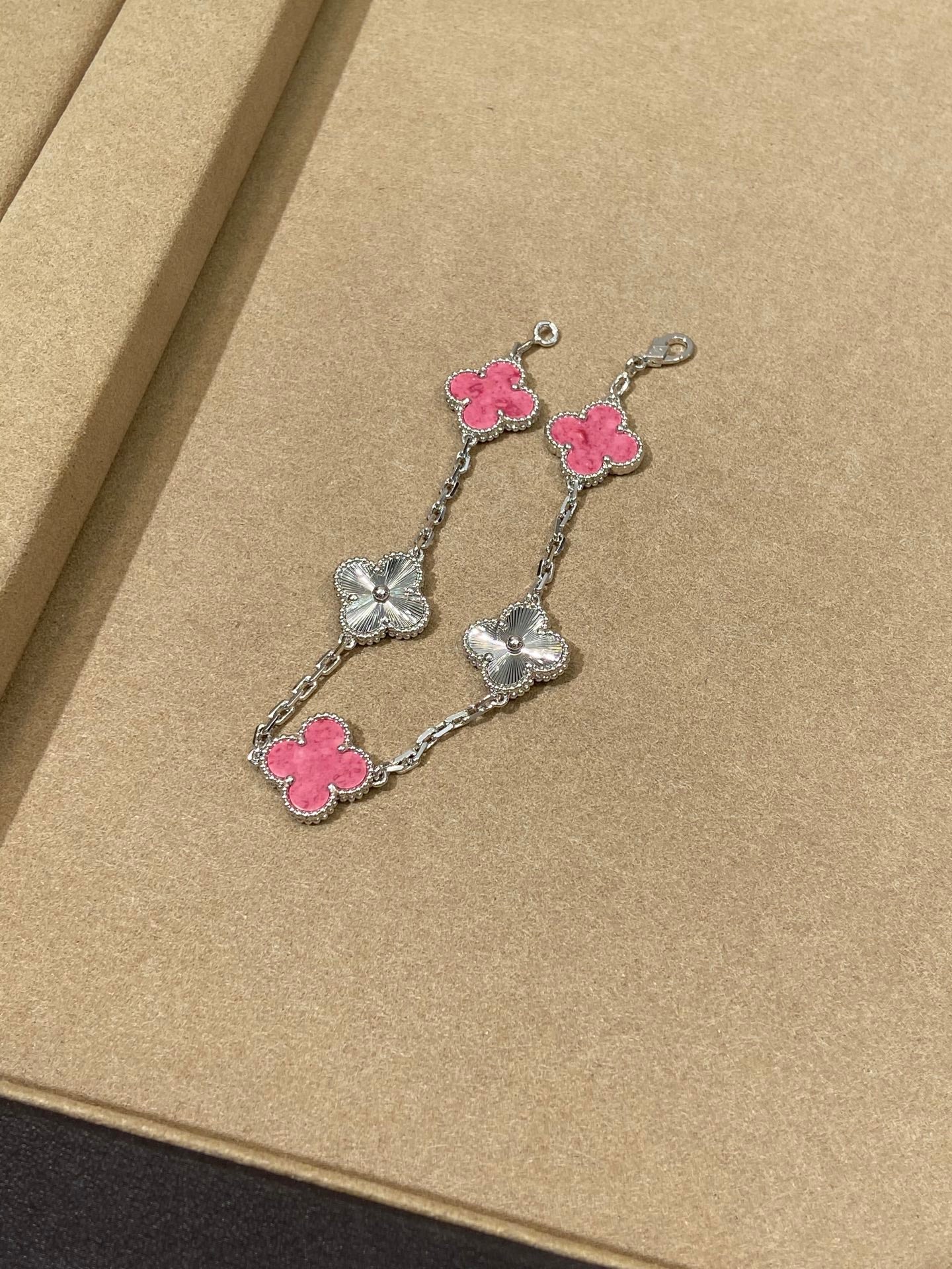 Gourmet Van Cleef & Arpels