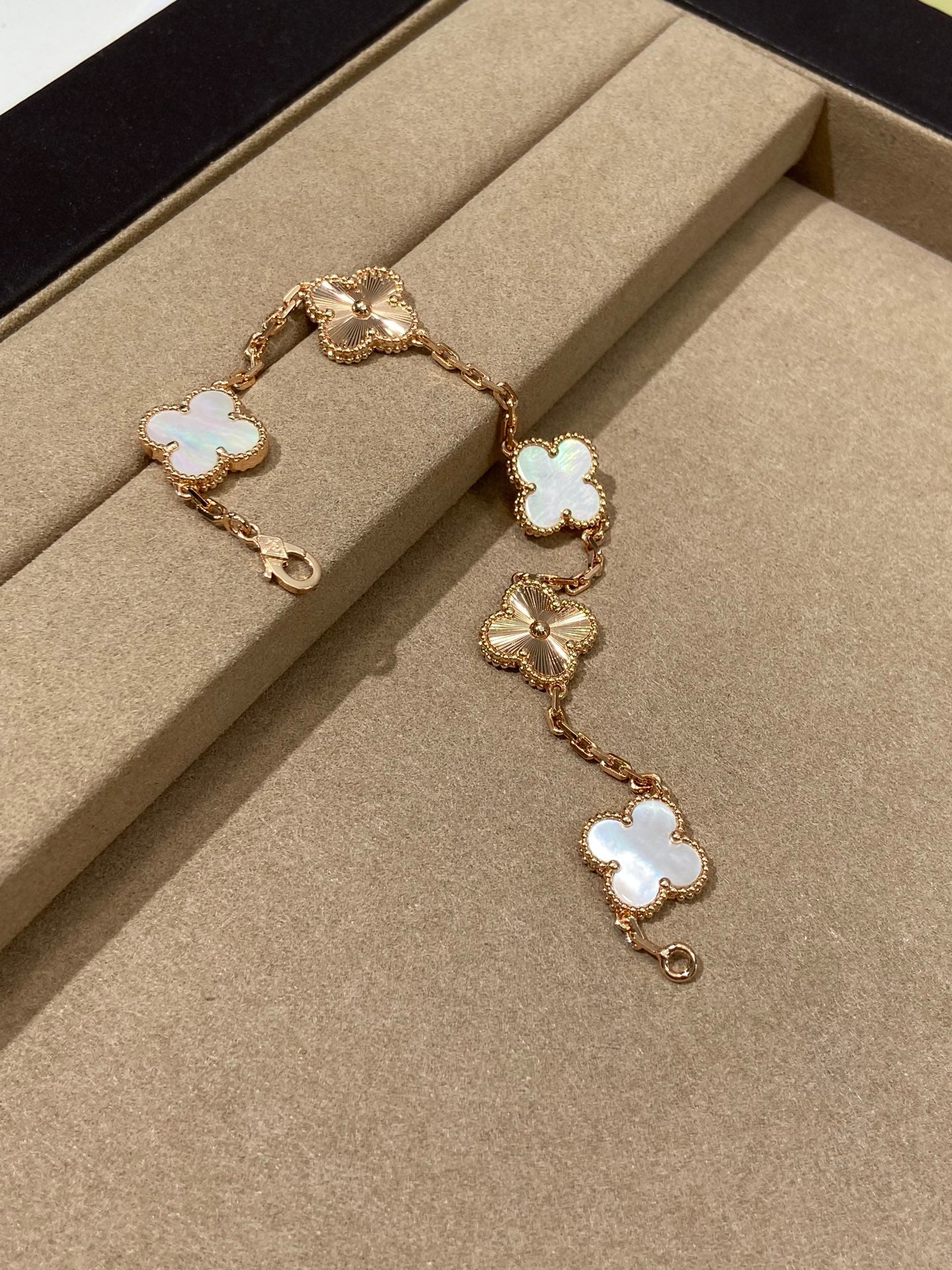 Gourmet Van Cleef & Arpels