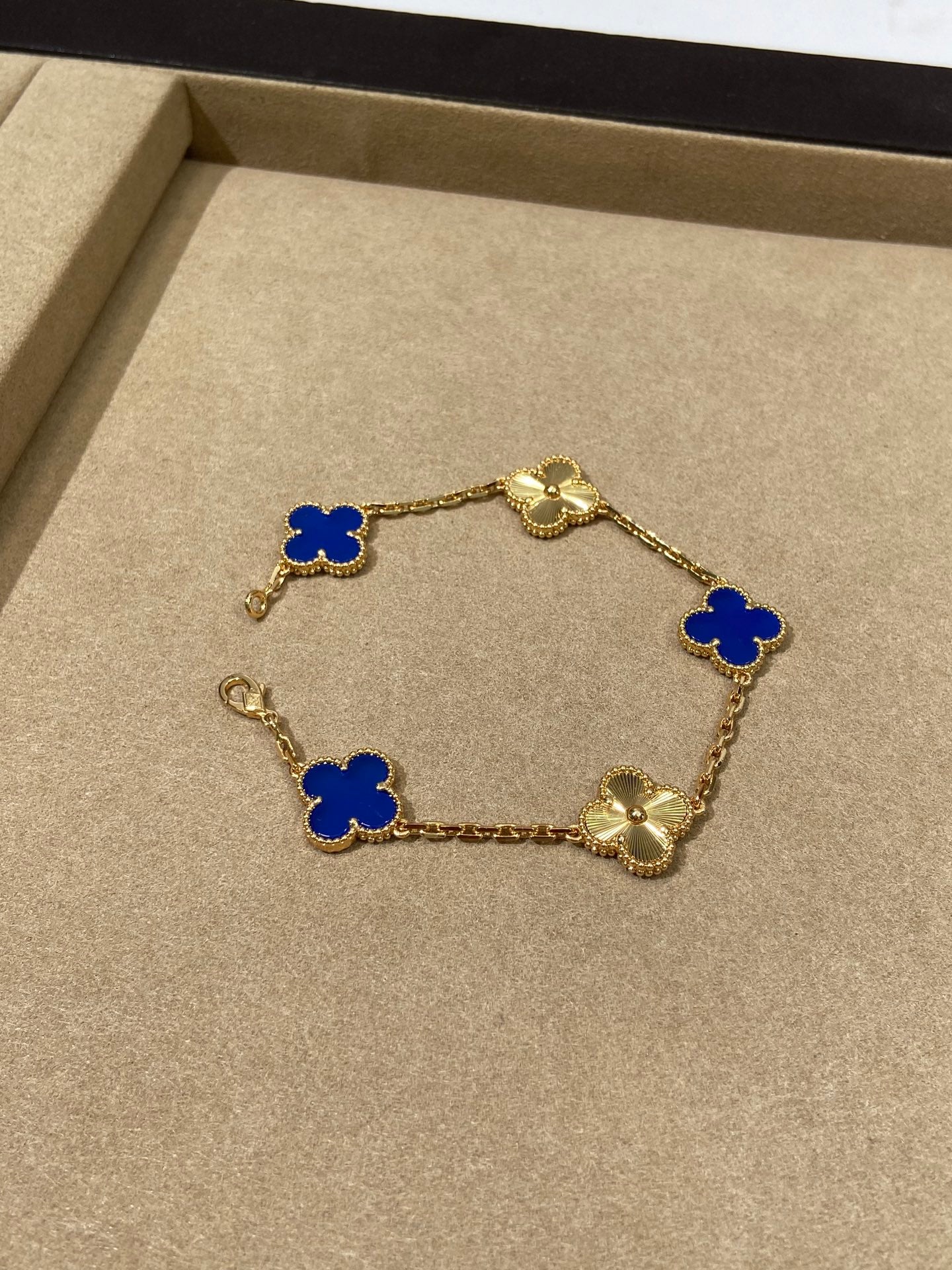Gourmet Van Cleef & Arpels