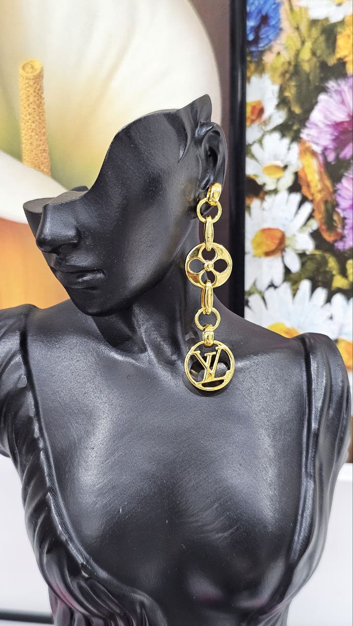 Boucles d'oreilles LOUIS VUITTON