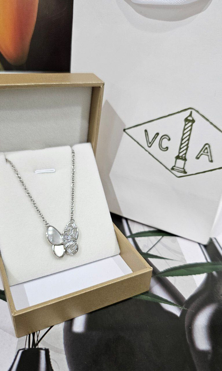 Collier Van Cleef