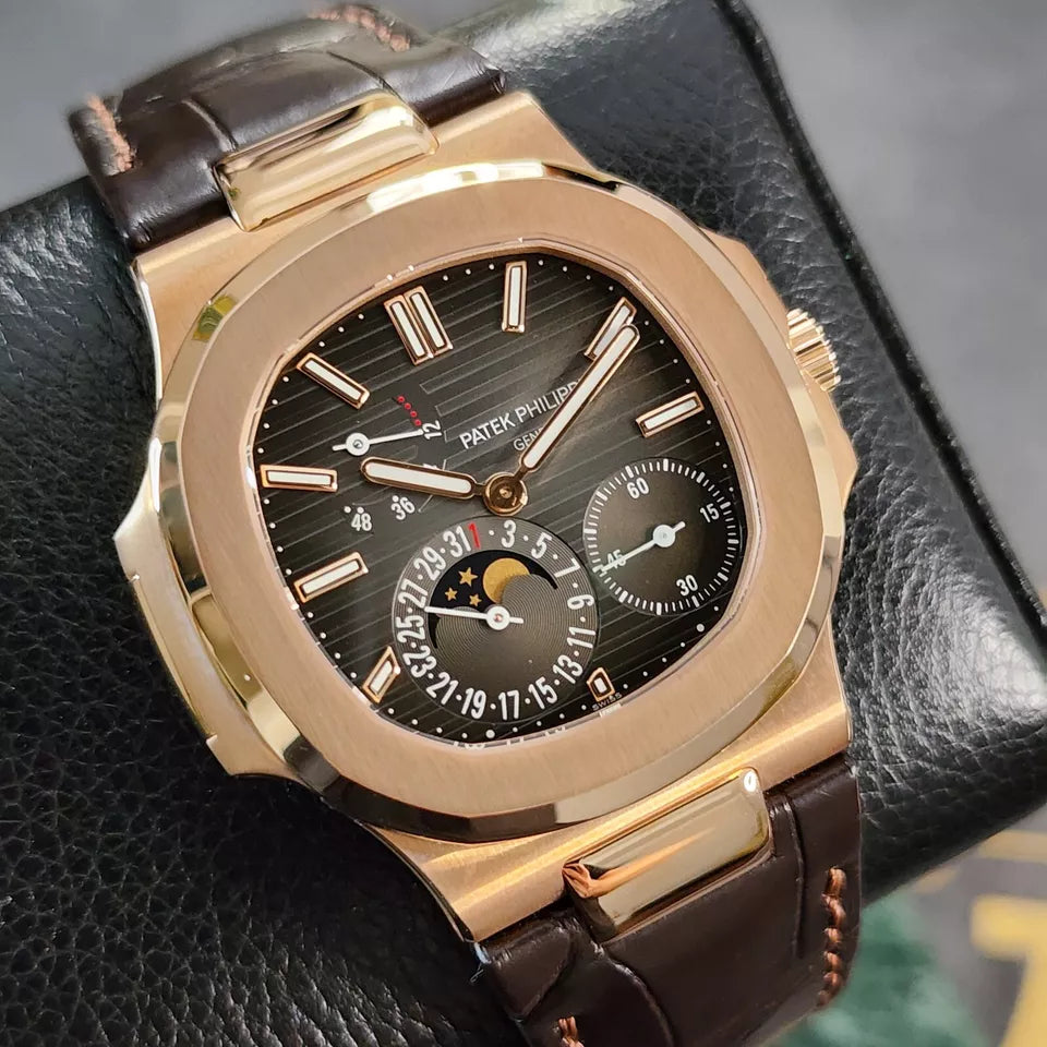 Nautilus Date Moon Phases 5712R-001