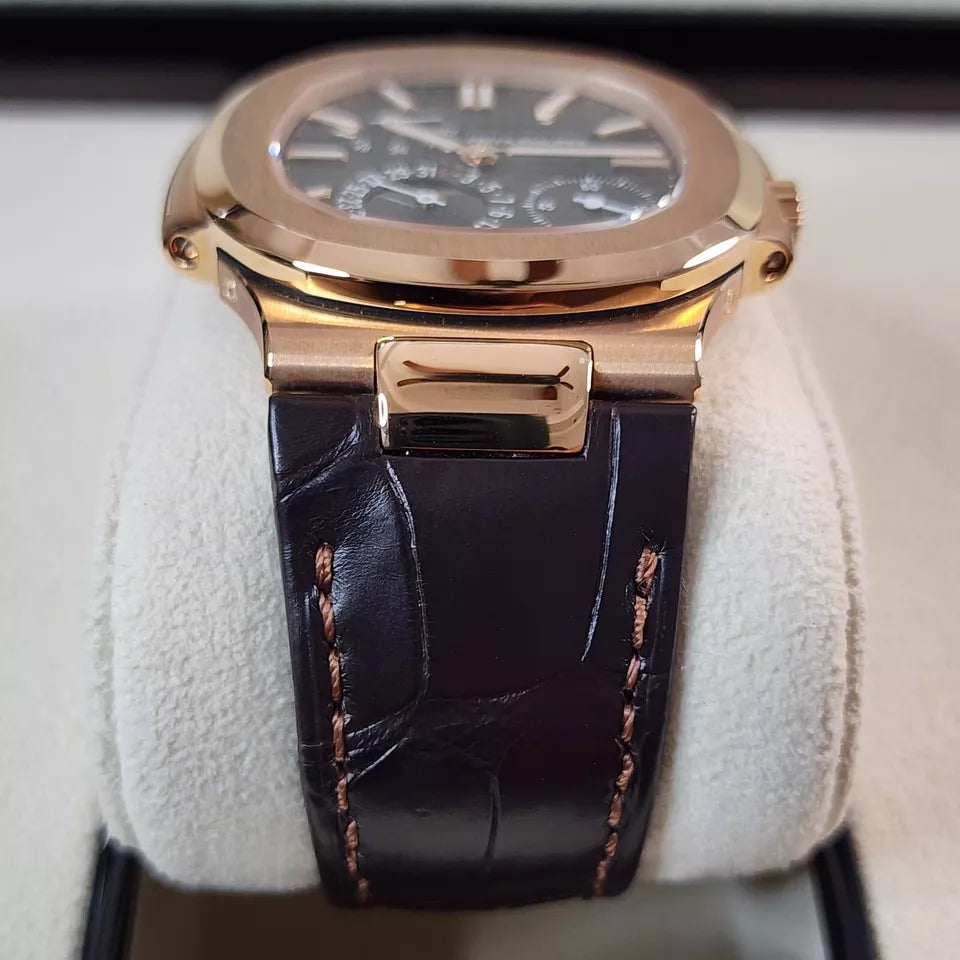 Nautilus Date Moon Phases 5712R-001
