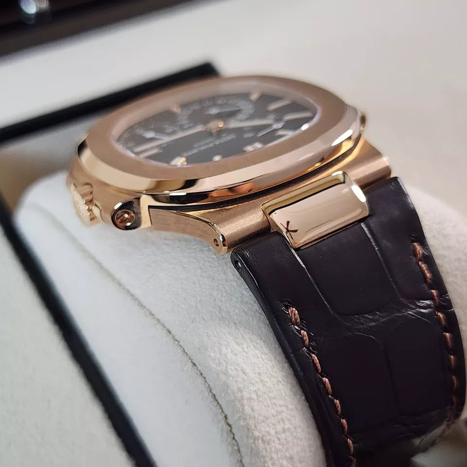 Nautilus Date Moon Phases 5712R-001