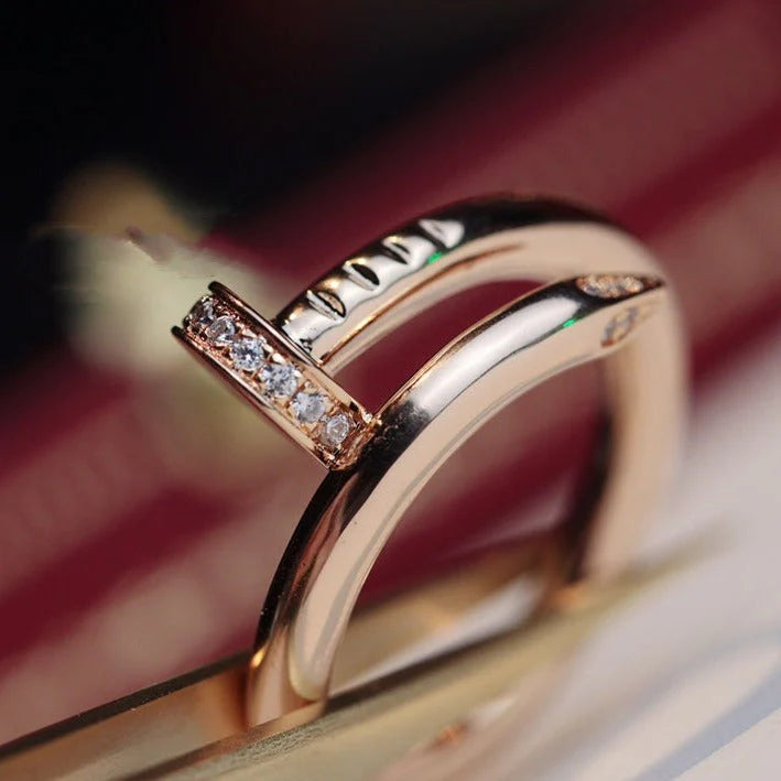 Bague cartier juste un clou