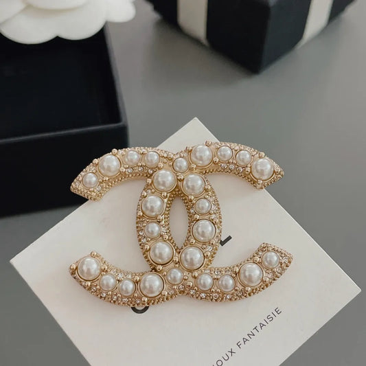 Broche CHANEL