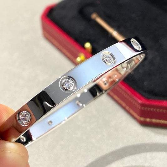 Bracelets LOVE – Modèle Classique