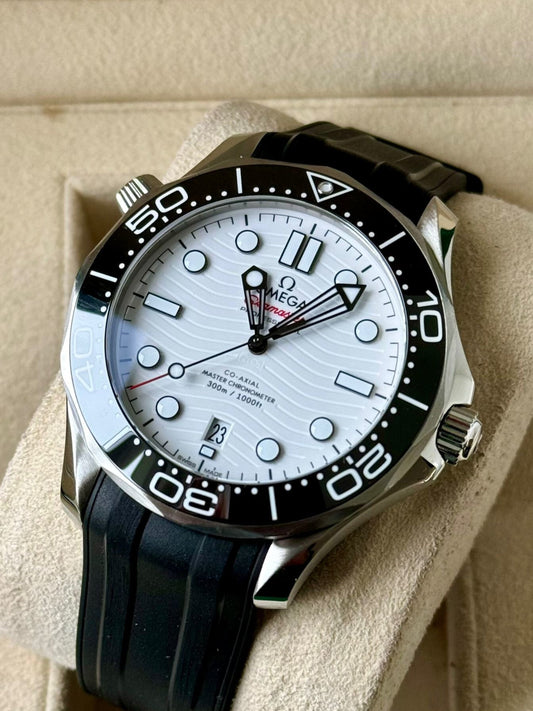 Omega Seamaster  DR00702
