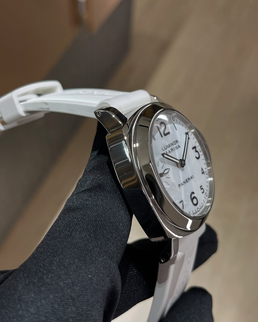 PAM 113 Luminor Marina 44mm