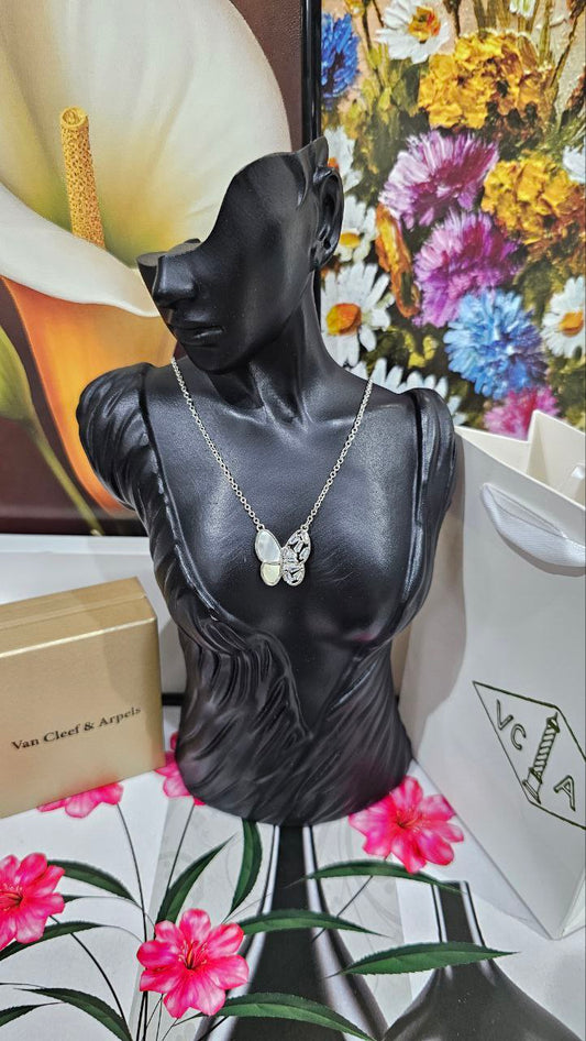 Collier Van Cleef